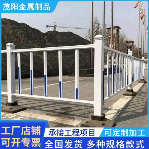 道路中间交通护栏厂家