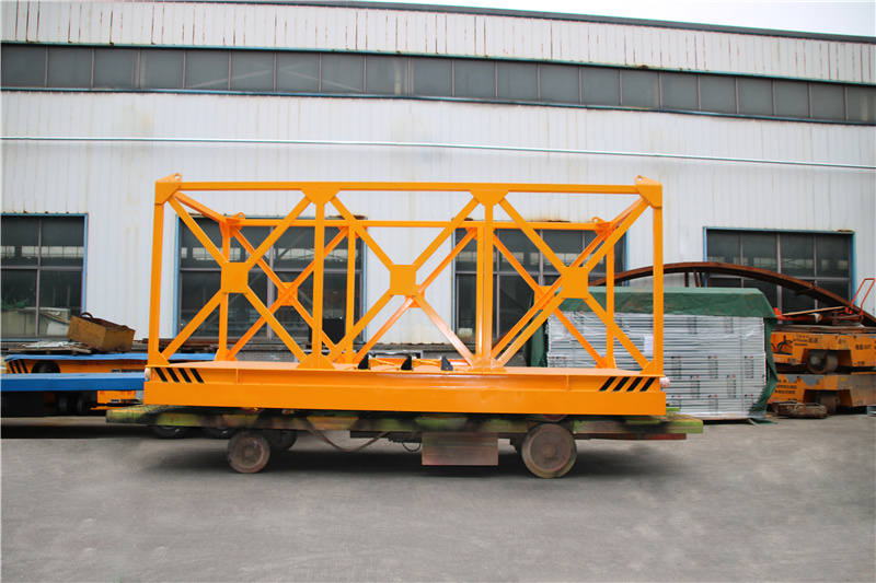 2无人驾驶电动物流车