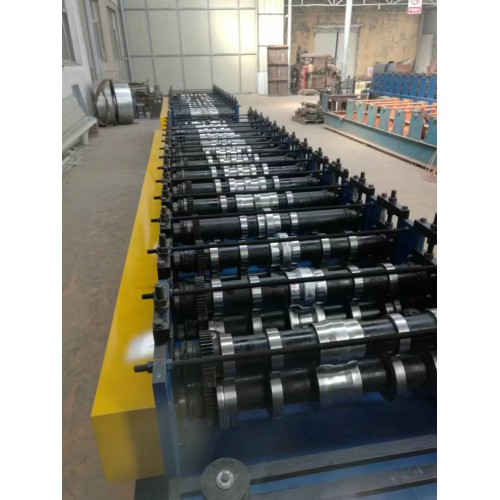 全自动厢货车车厢前板生产线