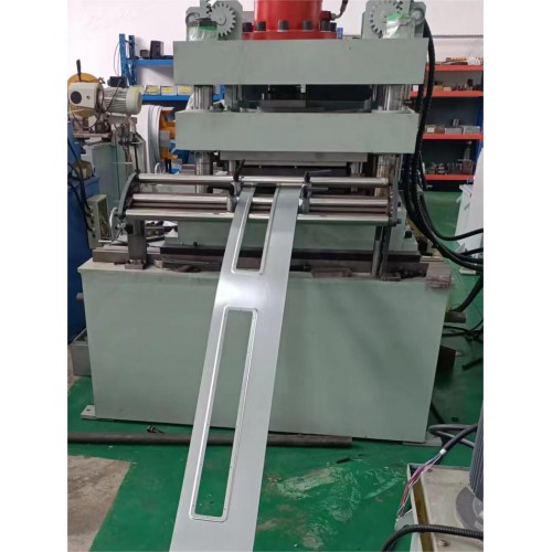 全自动PZ30箱堵头生产线