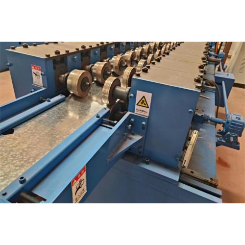 新型铝合金箱壳体生产线