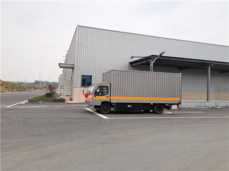 2江铃新能源电动车