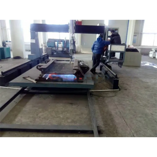 煤机中部槽堆焊机 刮板输送机堆焊修复 数控等离子堆焊机