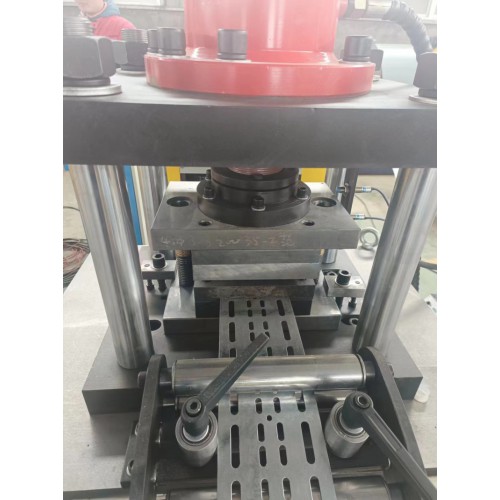 21柜一次成型生产设备