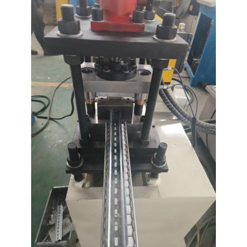 新型21动力柜壳体设备生产厂家