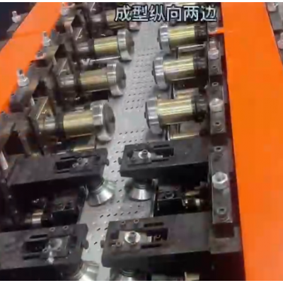 全自动不锈钢地沟盖板生产线，地沟篦子生产设备生产线厂家