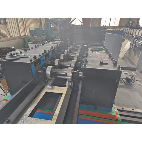 全自动电器柜生产设备