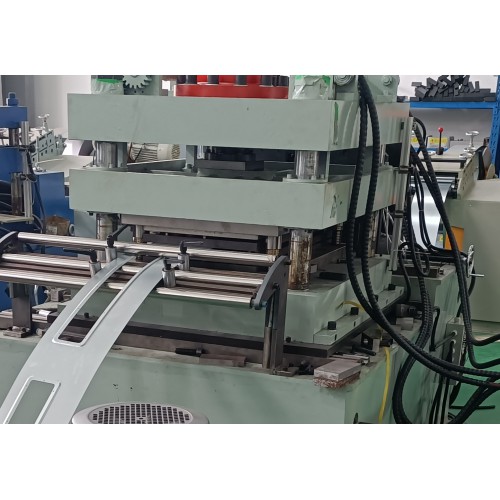 出口型配电箱生产设备